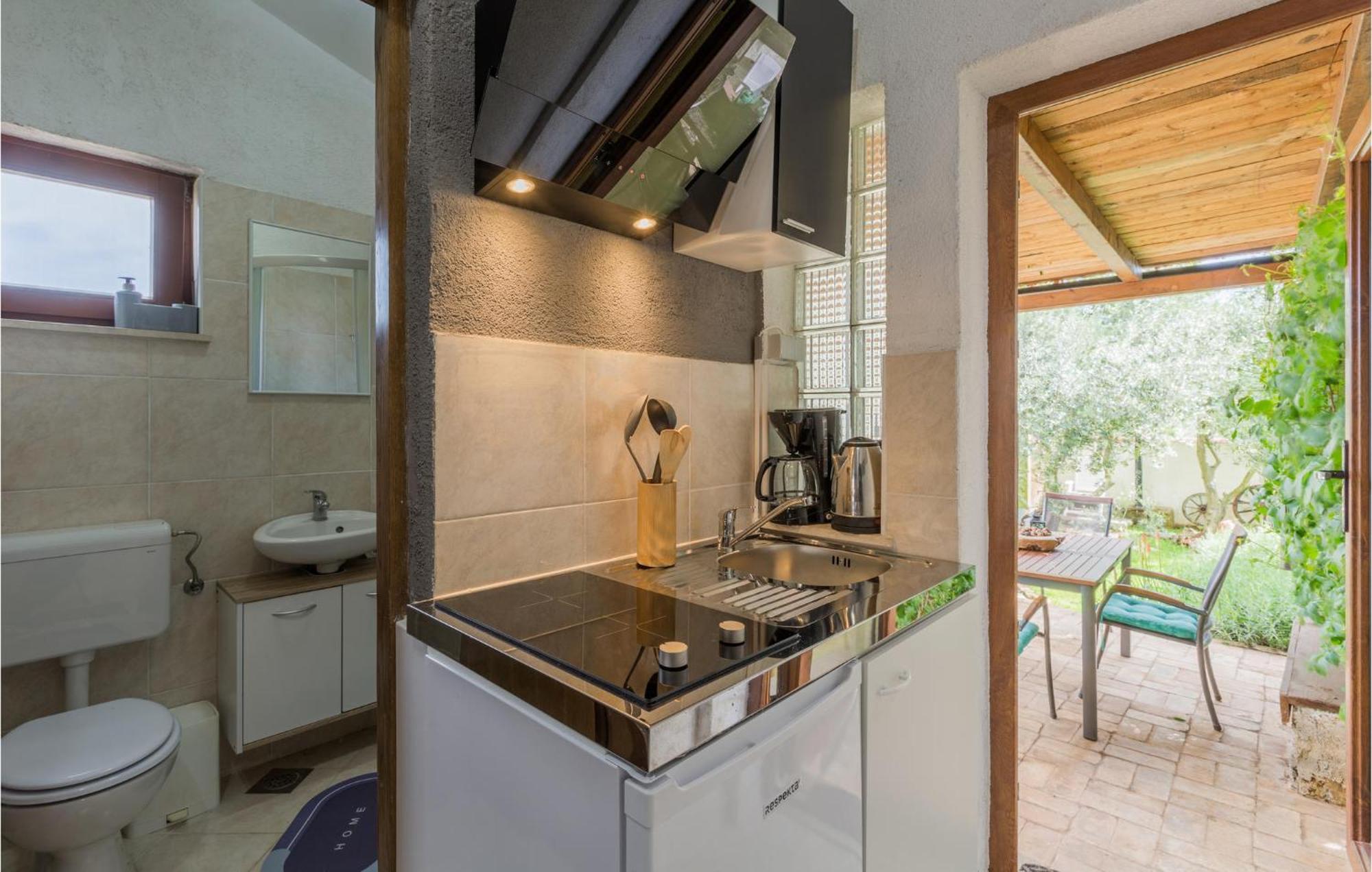 Beautiful Apartment In Jadreski With Wifi Esterno foto